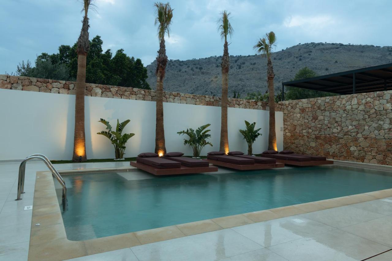 Stalea Luxury Villa Pefki  ภายนอก รูปภาพ